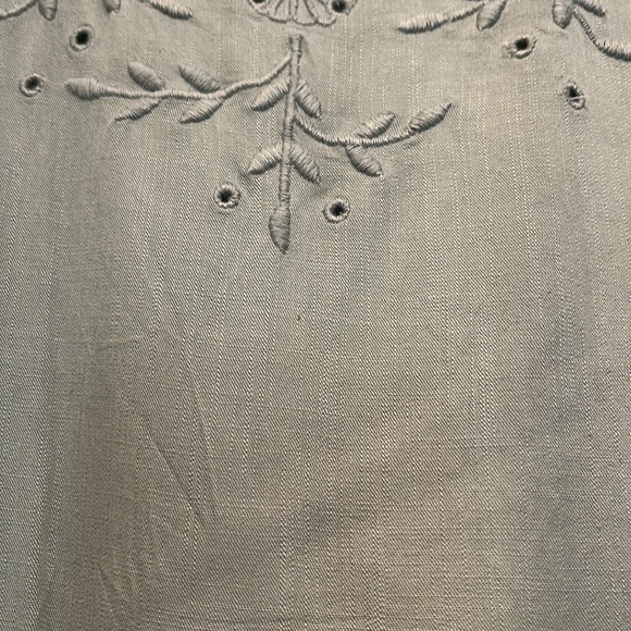 Lauren Conrad blouse - Picture 6 of 9